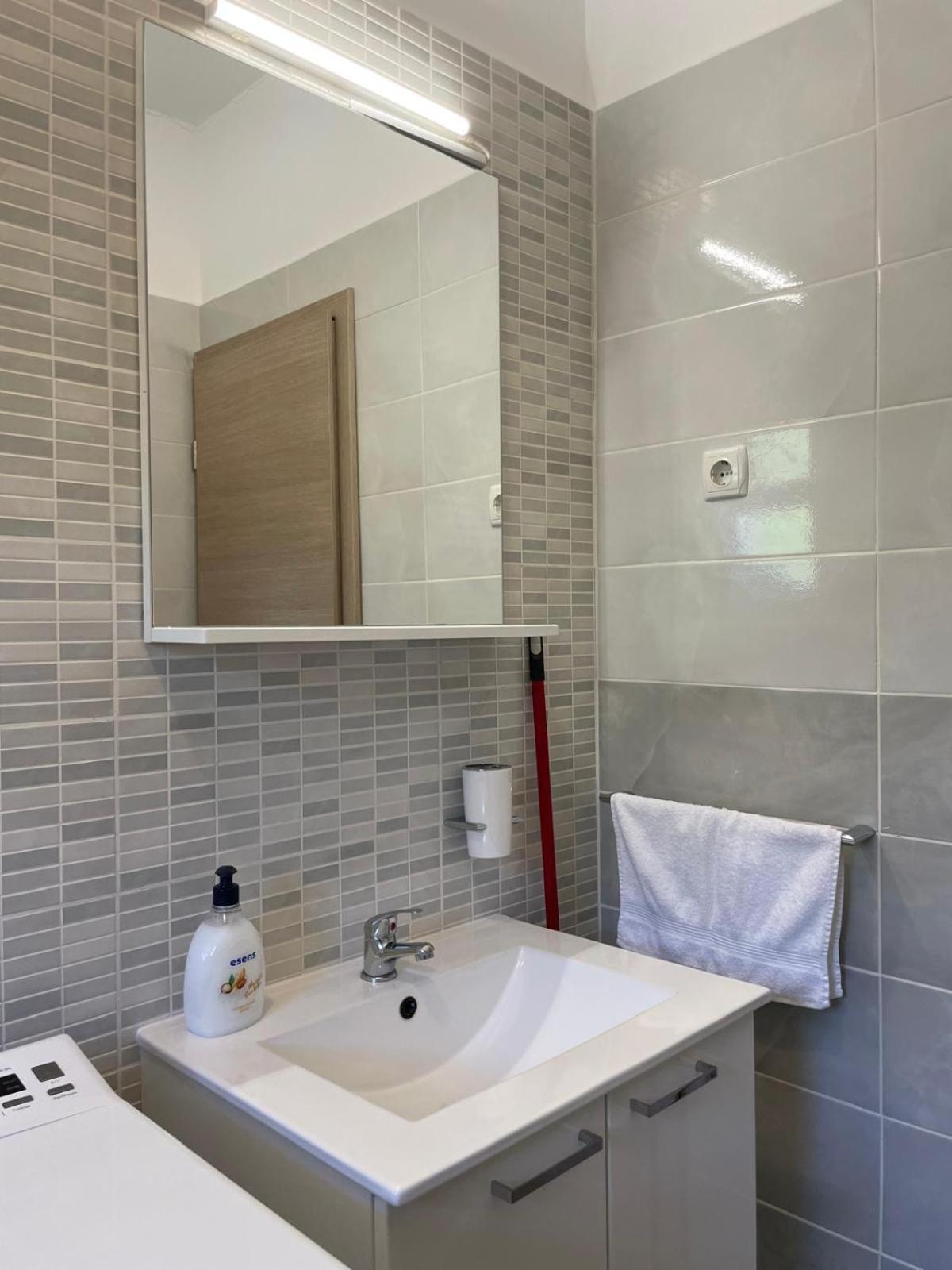Apartments Nada Betina  Dış mekan fotoğraf